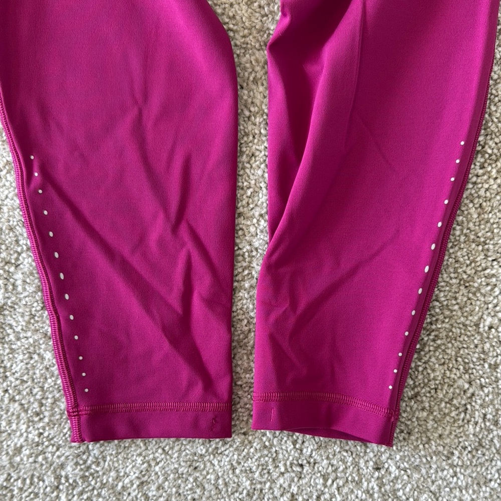 Lululemon Swift Speed High Rise Tight-28” - Picture 2 of 10
